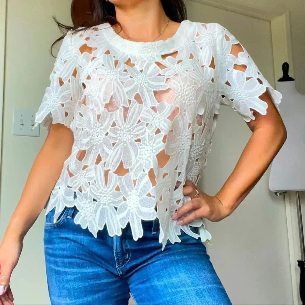 Boho Floral Leaf Macrame Short Sleeved Lace Ivory Blouse Round Neck Back Zipper